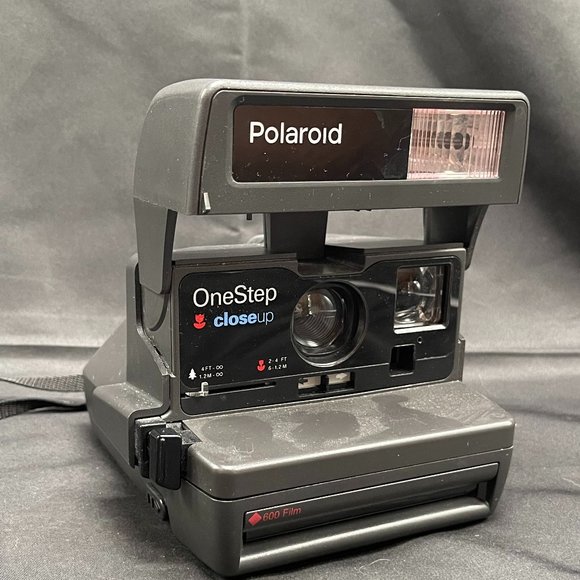Vintage Polaroid OneStep Close Up with exposure switchinstant film camera